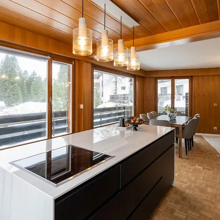 Alberti Platz Apartament *