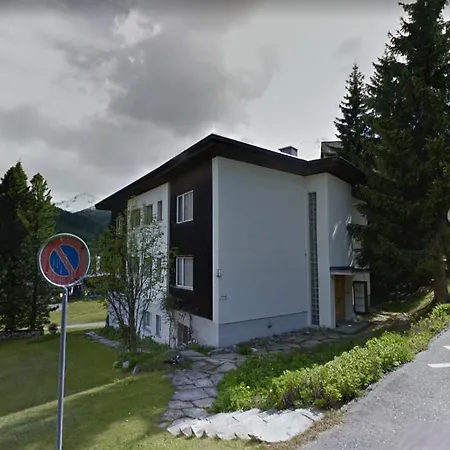 Alberti Platz דירה